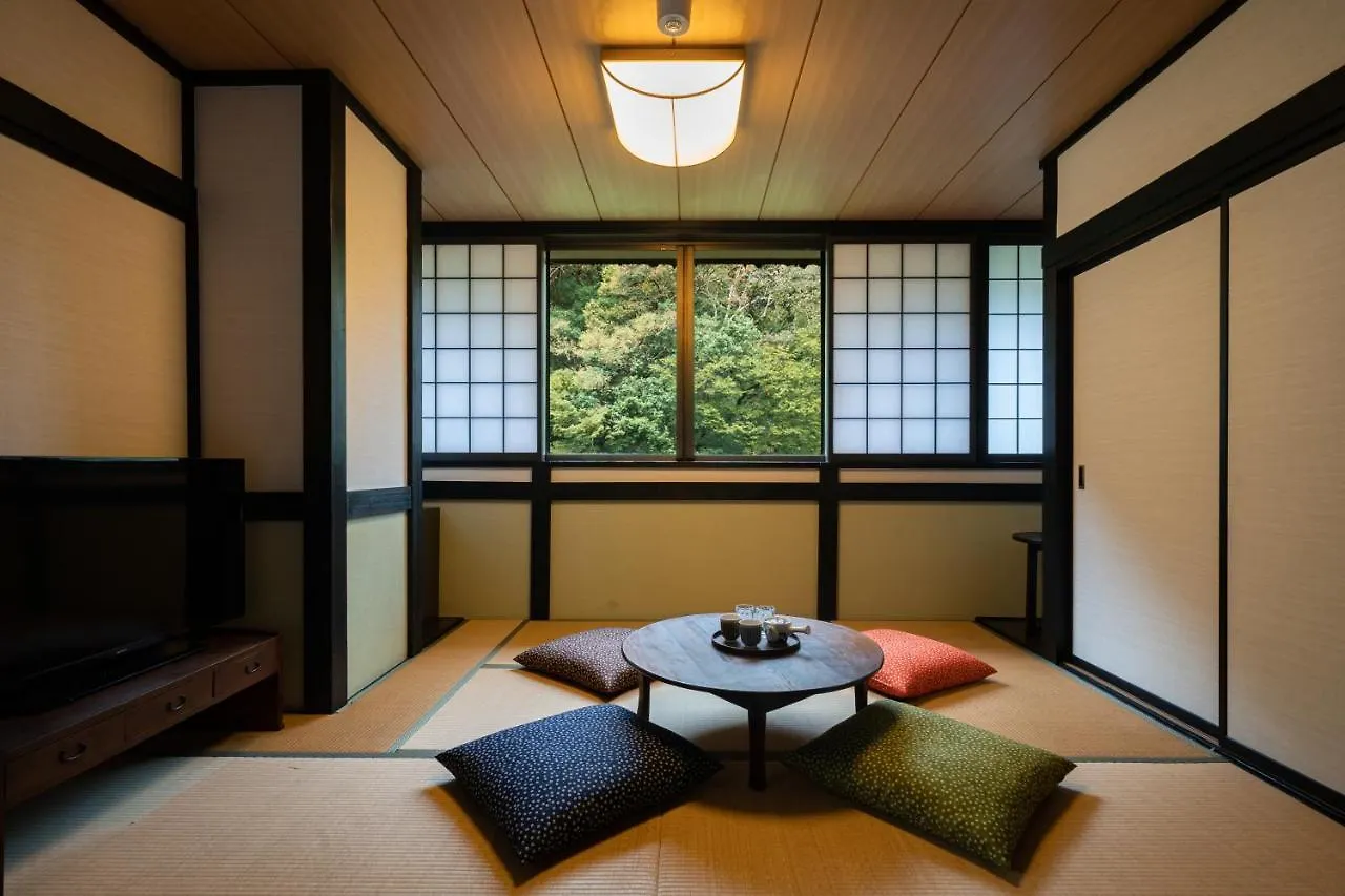 Onsen Guest House Tsutaya 하코네 2*,  일본