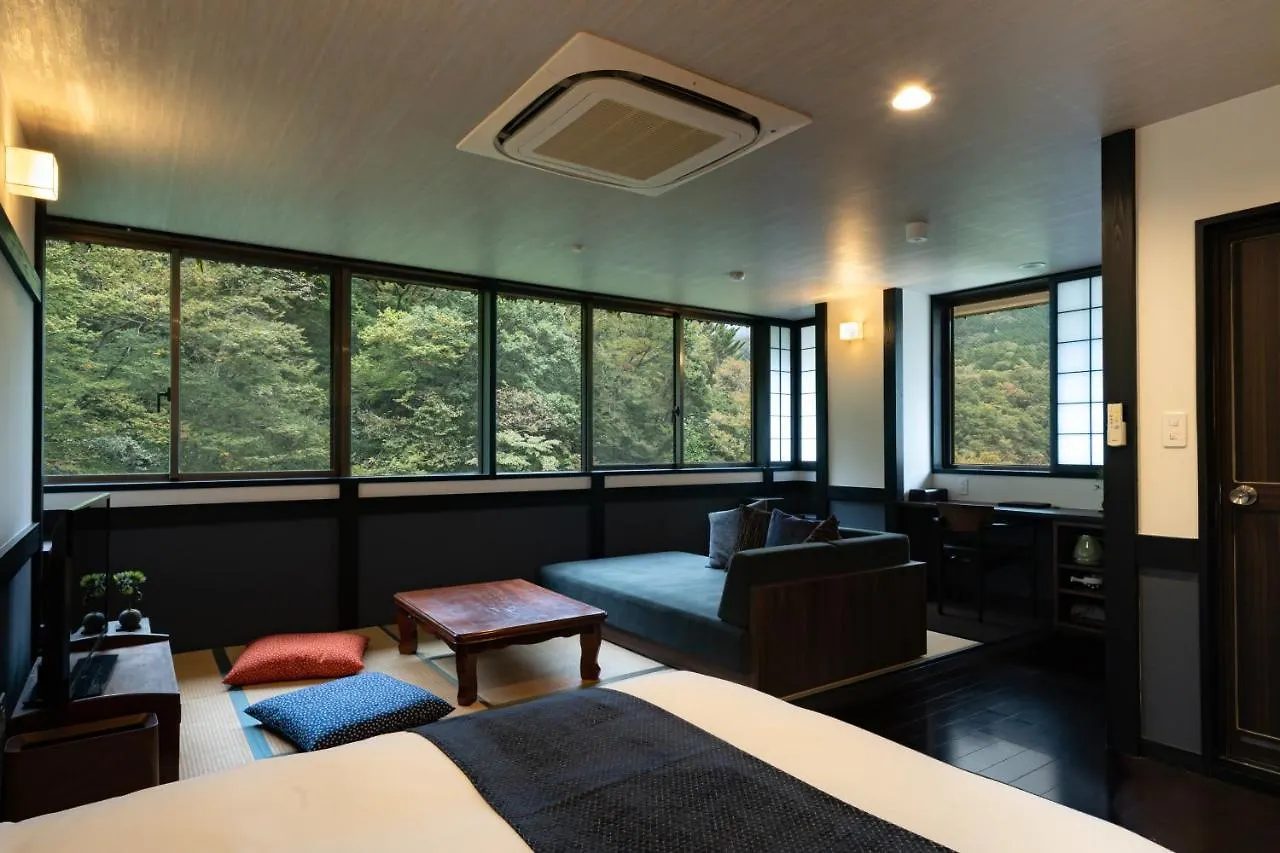 료칸 Onsen Guest House Tsutaya 하코네